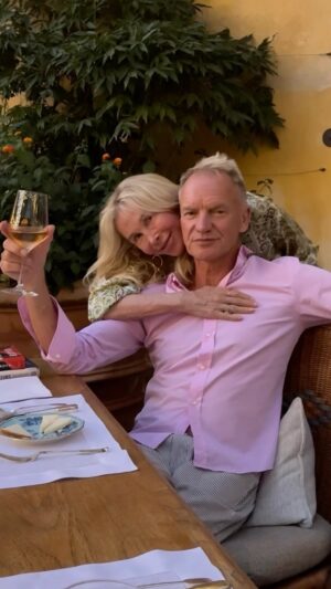 Trudie Styler Instagram - #WineWednesday 🪄 🥂  @ilpalagiointuscany