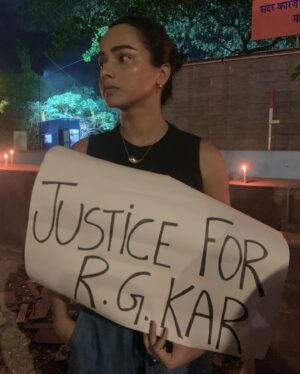 Tuhina Das Instagram - The one who chooses silence during tough times has no right to cheer during better days. Here’s to an independence day that means so little for a change!

#justiceforrgkar #mumbaiprotest