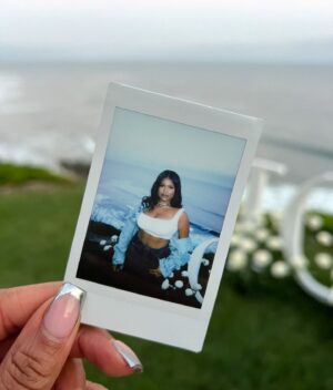 Tyla Gomez Instagram - hello september, be good to me 💗