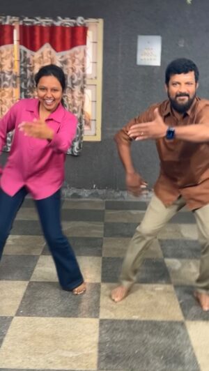 VJ Tara Instagram - Got to vibe to this song with the creator of this hook step @dineshmaster_official ✨ @anirudhofficial 
.
.
#manasilaayo #anirudh #sonymusic #vettaiyan