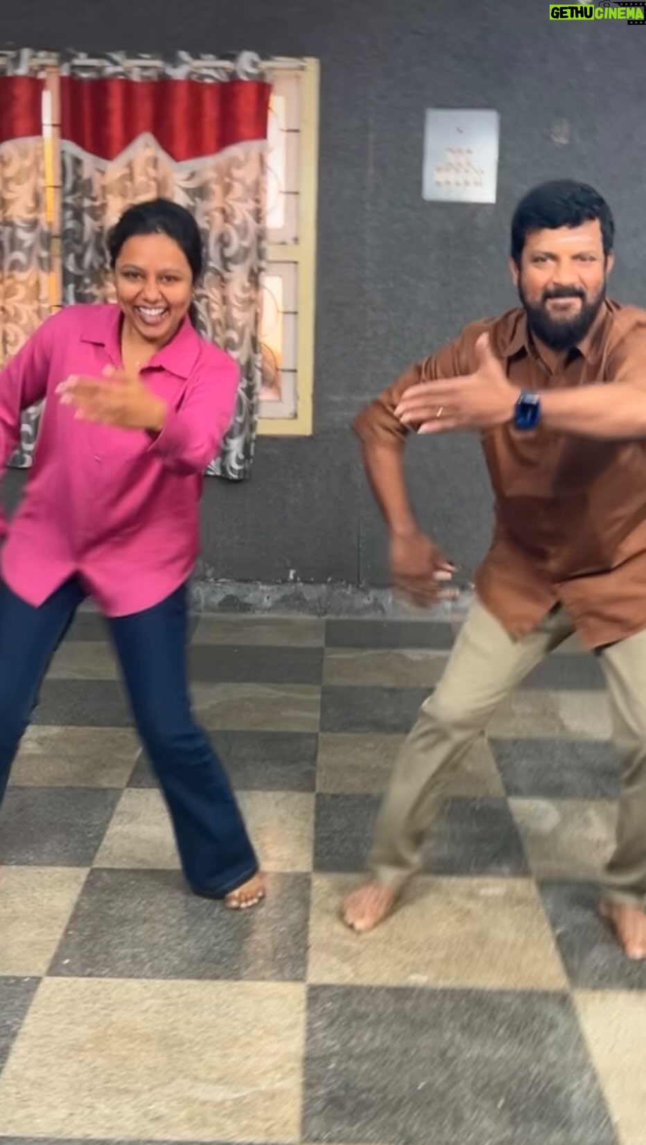 VJ Tara - 60.5K Likes - Got to vibe to this song with the creator of this hook step @dineshmaster_official ✨ @anirudhofficial
.
.
#manasilaayo #anirudh #sonymusic #vettaiyan