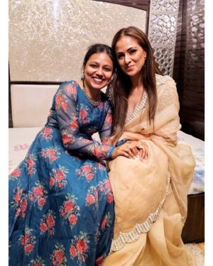 VJ Tara Instagram - With evergreen “KANAVUKANNI”💞✨
.
.
#simran #simranlove #positive #vjtara