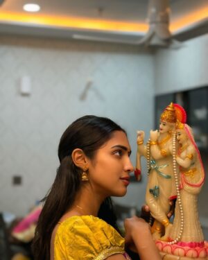 Vaishali Raj Instagram - This krishnastami with our lil #krishna my niece arrived ♥️🤗 love u my lil princess