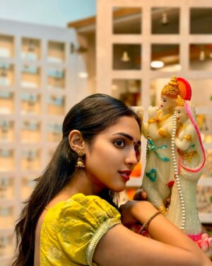 Vaishali Raj Instagram - This krishnastami with our lil #krishna my niece arrived ♥️🤗 love u my lil princess