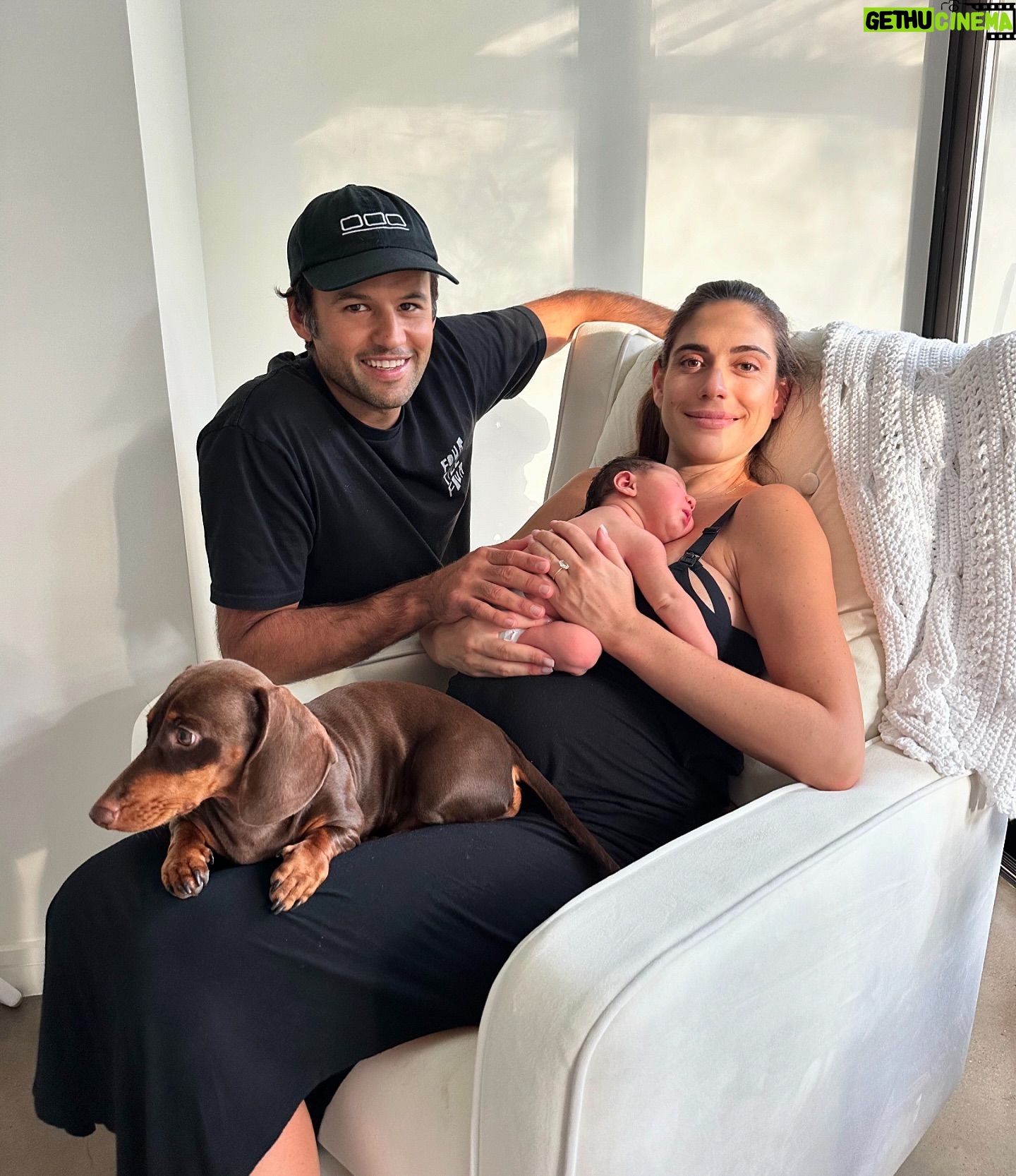 Valentine Thomas - 15.2K Likes - Our little girl is finally here 🥰 Please meet Josephine Cecilia Farahani 👧 Despite the multiple road blocks for 21 hours, she made her grand entrance to the world naturally at 19:51 on Tuesday the 3rd of September weighting 8lbs and 4oz. Turns out, the pregnancy was the easy part 😂