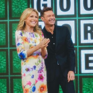 Vanna White Instagram - Always great being back in NY🗽 Be sure to tune in to the premiere TONIGHT!