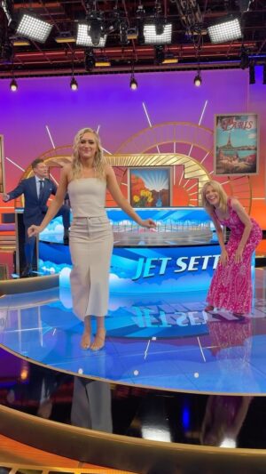 Vanna White Instagram - Big spins call for big moves 🕺💃