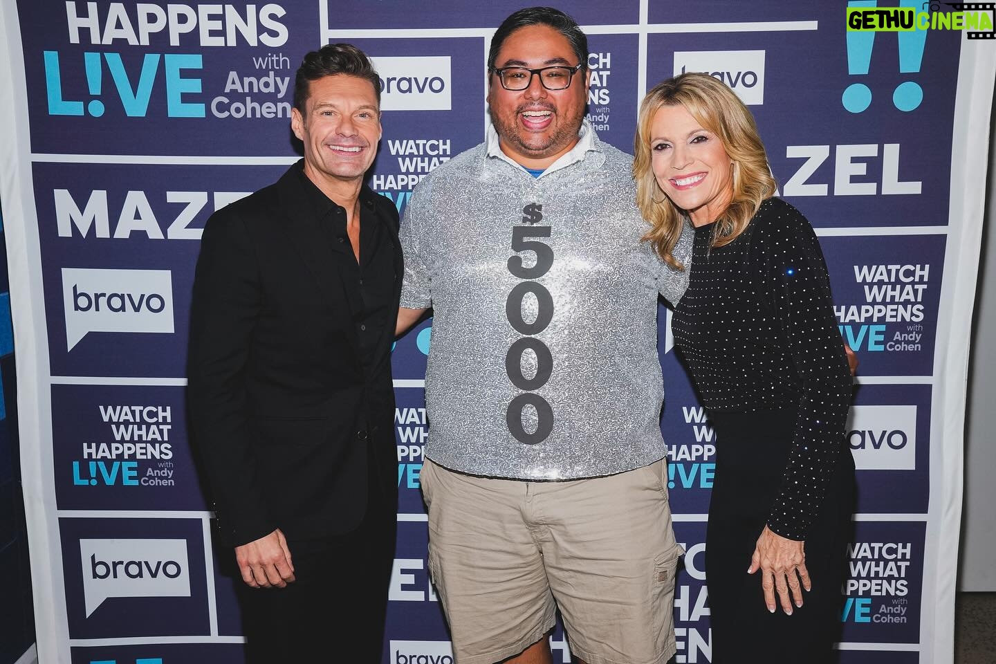 Vanna White - 5K Likes - Whether it’s a @wheeloffortune puzzle or Bravo trivia, we stay ready to play!