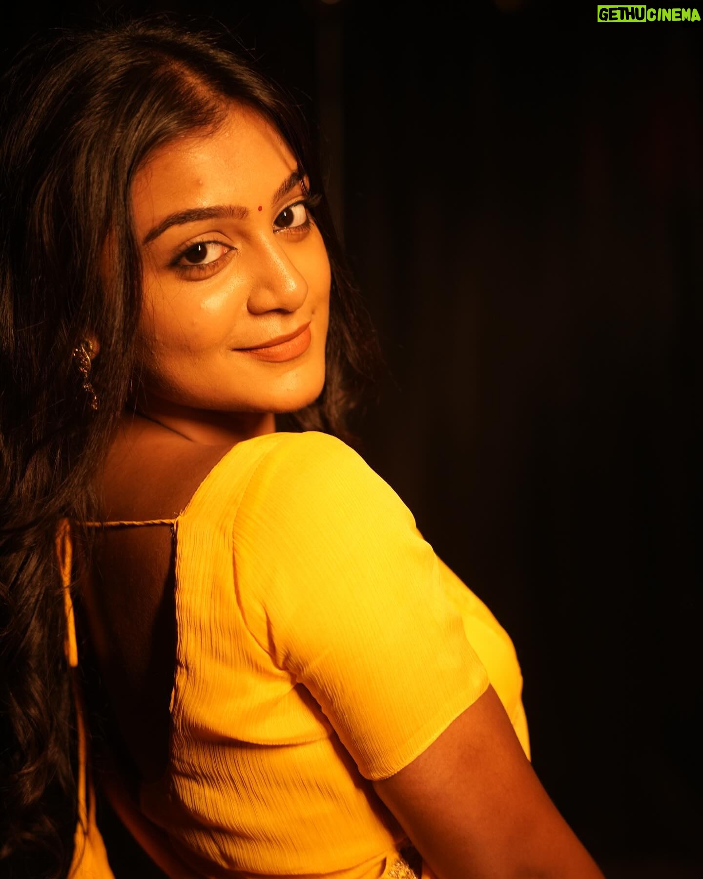 Varshini Suresh - 11.4K Likes - 💛
Outfit: @shethala_the_custom_clothier
Shot by @selva_sk_dop
MUA: @artistrybymadhumitha
Hairdo: @br_makeupartistry
#newpost #yellow #trending #matta #yellowsaree #viral #dance #trisha #vijay #thegoat #photography #instagood #instagram #insta #instalike #trendingnow #igers #igdaily