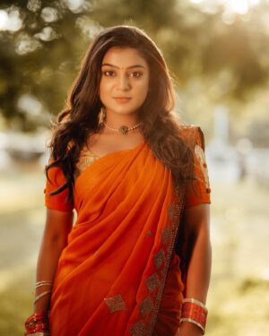 Varshini Suresh Instagram - 🧡

Outfit: @shethala_the_custom_clothier 
Cam & edits: @selva_sk_dop 
MUA: @artistrybymadhumitha 
Hairdo: @br_makeupartistry 

#newpost #explore #explorepage #fyp #viral #trending #trendingnow #trendingsongs #manasilaayo #rajinikanth #manjuwarrier #dance #photography #outdoor #outdoorphotography #outfitoftheday #orange #saree #traditional #outfit #ootd #fashion #varshinisuresh #neenaankaadhal #vijaytv #neenaankadhal #tamil