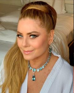 Actress Vera Fischer HD Instagram Photos and Wallpapers September 2024