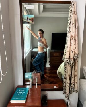 Verónica Bravo Instagram - Nostalgia noventera dicen.