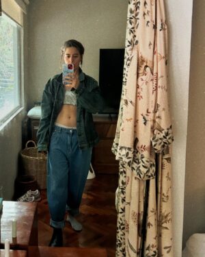Verónica Bravo Instagram - Nostalgia noventera dicen.