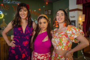 Verónica Jaspeado Instagram - Nuestras queridas tropicalosas en #ElPrecioDeAmarte @verojaspeado @arantzaruiz_ @anacelesteoficial