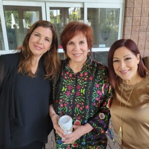 Vicki Lawrence Instagram - Whoo hoo!! It’s Wilson Schultz!!