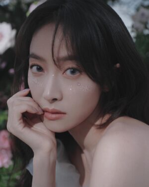 Victoria Song Instagram - 15周年～快乐🎉f(x)
해피 15주년~