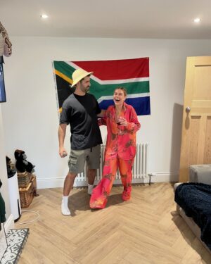 Victoria Spence Instagram - A DREAM COME TRUE 😭😭😭😭😭

After surprising mike with a trip to New York for his 30th 6 years ago, he's always told me my 30th is going to top it, and I think he's outdone any trip ill ever go on for the rest of my life 🥹 and to top it off, my mum and dad are sending us on a safari while we're there! 

Only 85 days to wait🙇🏼‍♀️ but first, I'm heading to host my first abroad retreat in Greece tomorrow 💃🏼💃🏼 I've been so stressy and obsessy about everything for the retreat, so this was the perfect suprise to help me let go and get excited ❤️#surprise #30thbirthday #southafrica