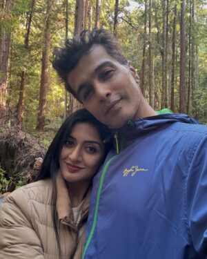 Vimala Raman Instagram - There is always an adventure waiting in the woods…Redwoods!

#actor #actorslife #vimalaraman #vinayrai #muirwoods #california #holiday #couplelove #redwoods