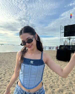 Violette Wautier Instagram - ทะเลสวยเพราะมีเทอ...ฮิ้วววว