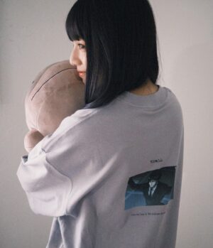 Wen-Ling Cheng Instagram - 剛穿新衣服
庫洛洛就吃藍莓醬了
