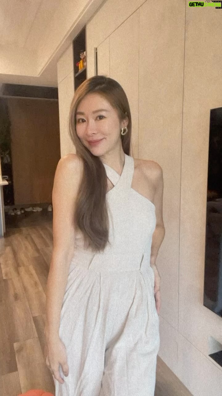 Windie Chang - 1.2K Likes - 阿寶8月讓她認真放暑假😌帶著她準備工作去
台北烏雲好大一片,也開始下雨☔️大家外出都一切小心安全