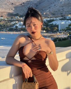 Actress Yang Ge HD Instagram Photos and Wallpapers September 2024