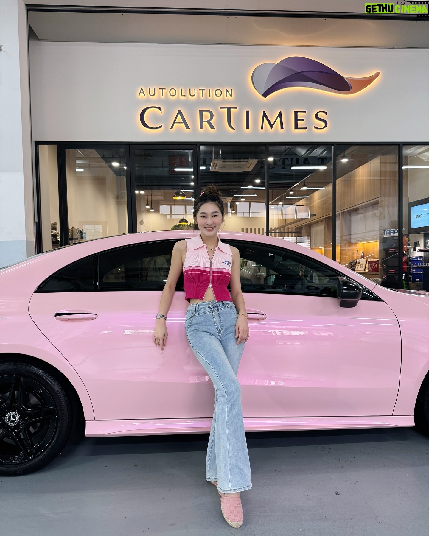 Yang Guang Ke Le - 1.9K Likes - 终于来了 🩷🖤🩷
我的black pink~~~~🚗
爱惨了 🥹🤭🤭🤭
谢谢 @cartimesgroup 的安排 ❤️
