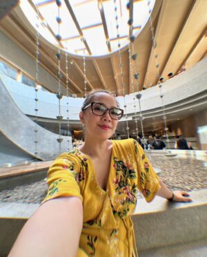Yuanita Christiani Instagram - Tajam & terpercaya 😎😆
.
Kacamata badai ku amat cinta @sorayahylmi X @lunettes.de.soleil "SHAQI