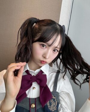 Yui Oguri Instagram - 22歳だけどいいよね〜？！👧🏻💭

22ポーズ📸

#ツインテール
#アイドル