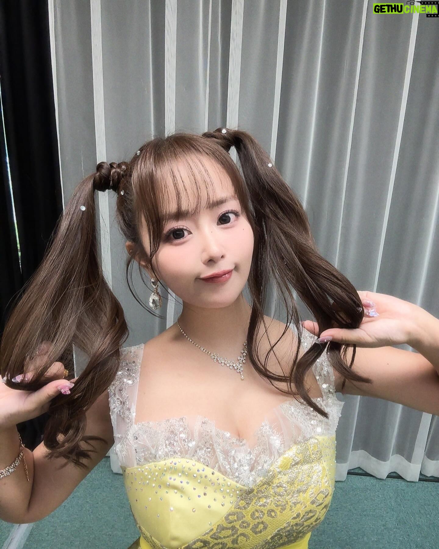 Yuka Iguchi - 7.3K Likes - 💛🧡🤍
ナガノアニエラフェスタ2024
DAY 1 ありがとうございました!💎🫧
わたしは初めての屋外Fes!緊張しました〜!!
でも、とってもとってもたのしかったです!!!
盛り上げてくれて本当にありがとうございました!
青空の下でお顔がしっかりみれてうれしかったなあ🥰
#雨降らなくてよかったね!
皆さん、あしたもたのしんでください〜✨
脚のマッサージしてから寝るんですよぅ👵🏻
🎶
M1:Shining Star-☆-LOVE Letter
(Summer ver.)
M2:Open Sesame!
M3:Prologue
M4:GYOZA
M5:Grow Slowly
M6:おなじ空の下で
hair and make @nozaking42
stylist @mori_mori_moriya