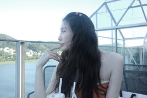 Actress Yura HD Photos and Wallpapers October 2024
