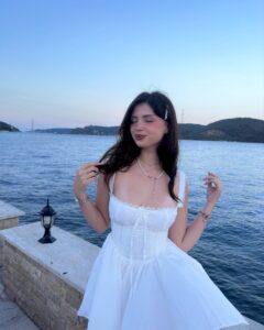 Actress Zeynep Atılgan HD Instagram Photos and Wallpapers September 2024