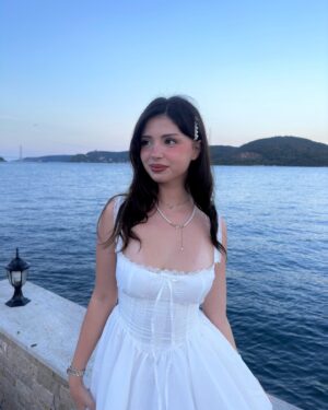 Zeynep Atılgan Instagram - 🦢