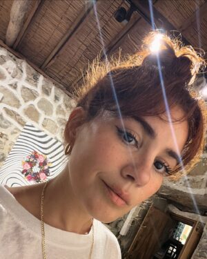 Zeynep Çamcı Instagram - 🍋 👸🏻