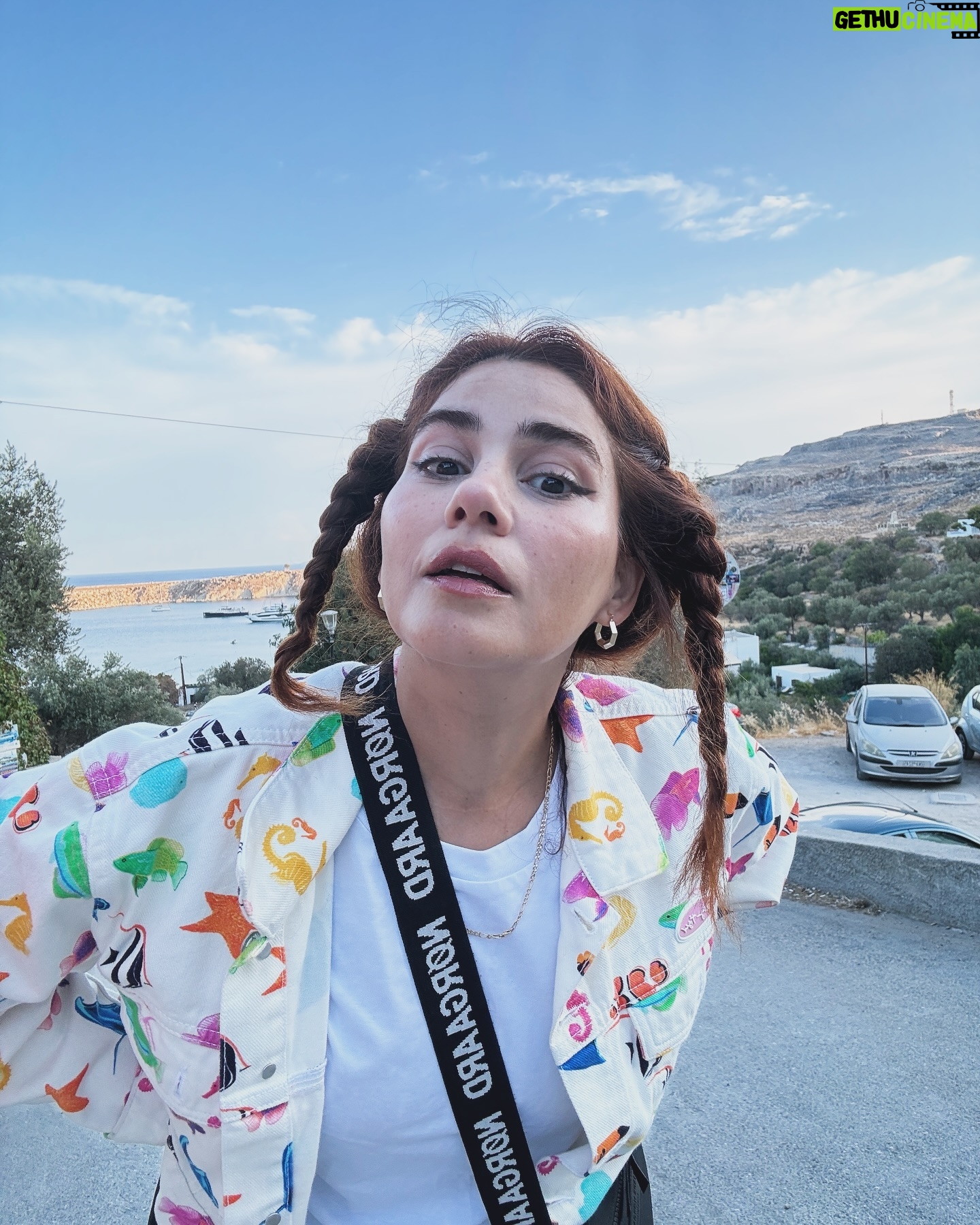 Zeynep Çamcı - 11K Likes - 🍋🟩🏺🍇🤍