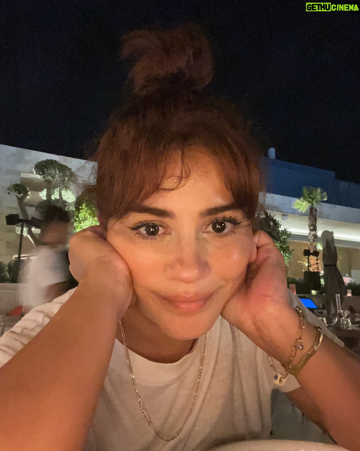 Zeynep Çamcı - 16.6K Likes - 🍋 👸🏻