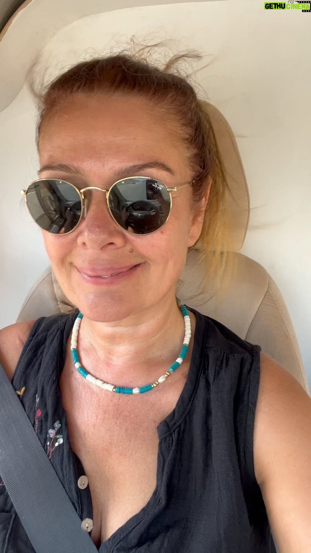 Zeynep Gülmez - 800 Likes - Kızçemle güzel bir tatil yaptık🥰 #tatil #holiday #dog #köpek #deniz #yaz #karavan #karavanlıgezginler #karavangünlükleri