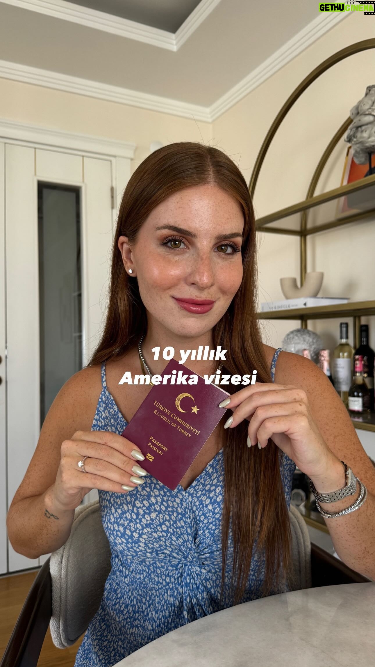 Zeynep Özkaya - 45.8K Likes - 10 yıllık Amerika vizem geldi, bu süreçte nelere dikkat ettim hepsi videoda🙃🇺🇸🫶🏻 Detaylı bilgiler aşağıda
🌎Konsolosluğa çanta, telefon, akıllı saat, bilgisayar gibi hiçbir eşya sokamıyorsunuz. Ben eşyalarımı arabaya koydum. Yanımda sadece pasaport, belgelerimin yer aldığı dosya ve araba anahtarı vardı. Araba anahtar kabul ediyorlar. Arabanız yoksa diğer özel eşyalarınızı hemen karşısında yer alan emanetçiye bırakabilirsiniz.
🌎Ds160 formunu bu siteden doldurabilirsiniz:
https://ceac.state.gov/genniv/?TSPD_101_R0=0883343043ab2000cc2c3eee69e88d7d244de9c1c5a02b2434ba5fc13ee27abb0a735ac7a31f924d084b7de8c41430009fa289d949a47a82dac9926b6784f75e216350f9903498dc04c625a1fb65c8acd5b6a166653ac7bc7bd940ba52995e59
🌎Eğer formunuzu değiştirmek isterseniz aynı linke basıp “Retrive an Application”’a tıklayın. Güvenlik sorusu ve form kodu gibi bilgileri doldurduktan sonra 1 kereye mahsus düzenleme yapabilceksiniz.
🌎Randevu oluşturduktan sonra bu siteden kontrol sağlayabilir ve takvim üzerinden müsaitlik bulduğunuz takdirde öne çekebilirsiniz
https://ais.usvisa-info.com/tr-tr/niv/schedule/53186251/appointment
🌎Formda Amerika Birleşik Devletlerinde gideceğiniz ülkeyi, kiminle gideceğinizi ve seyahat tarihlerinizi yaklaşık olarak yazmanız gerekiyor. Randevu öncesi belgelerinizi de bu bilgilere uygun şekilde doldurun. Amerikaya ve belirttiğiniz eyalete/şehre neden gitmek istediğinizi samimi bir dil ile açıklayın.
🌎Sorulara düşünmeden, kendinizden emin ve rahat bir şekilde cevap verin. Panik olmanız halinde size güvenmeyebilirler. Hepinize şimdiden bol şans🫶🏻