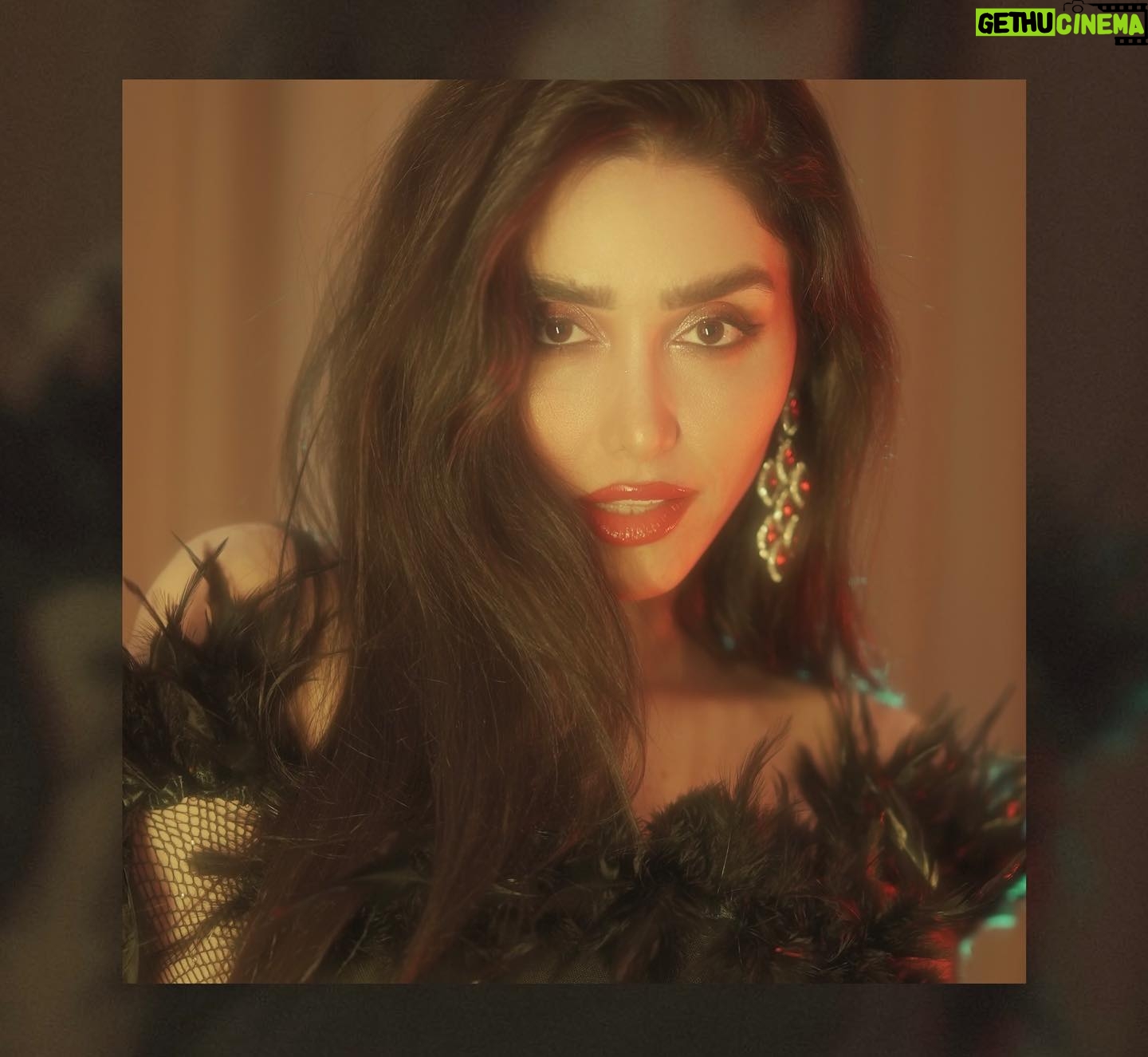 Zhalla Rasul - 3 Likes - I vouge 💫 
@xatwn_couture