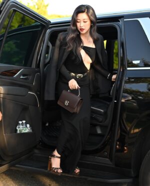 Zhu Zhu Instagram - I heard not many people can survive the lens of Getty images, how did I do 😜 @ralphlauren fashion show #newyorkfashionweek