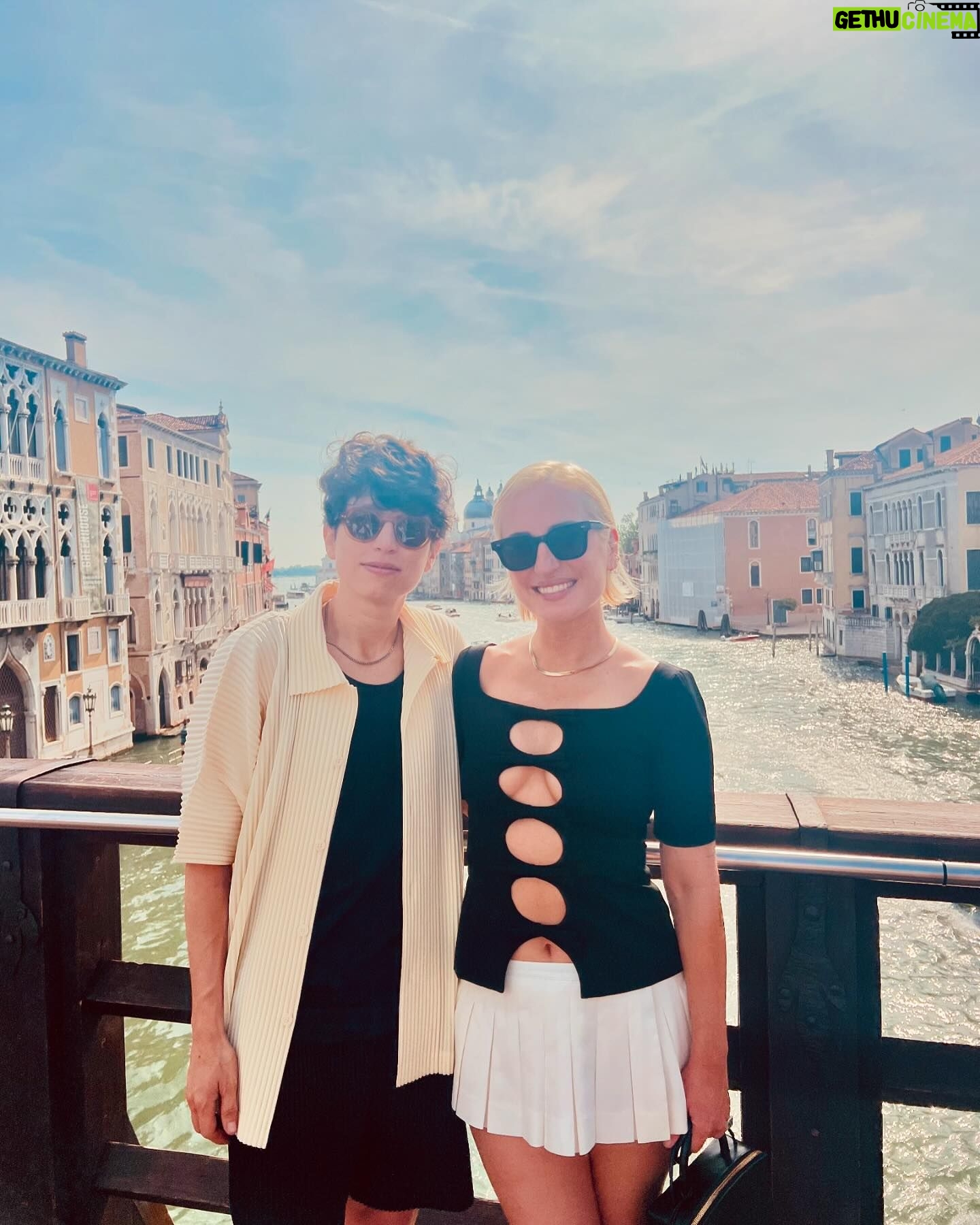 Zoe Lister-Jones - 7.8K Likes - Had the most wonderful birthday in the most wonderful city with the most wonderful person. Feeling very grateful ❤️