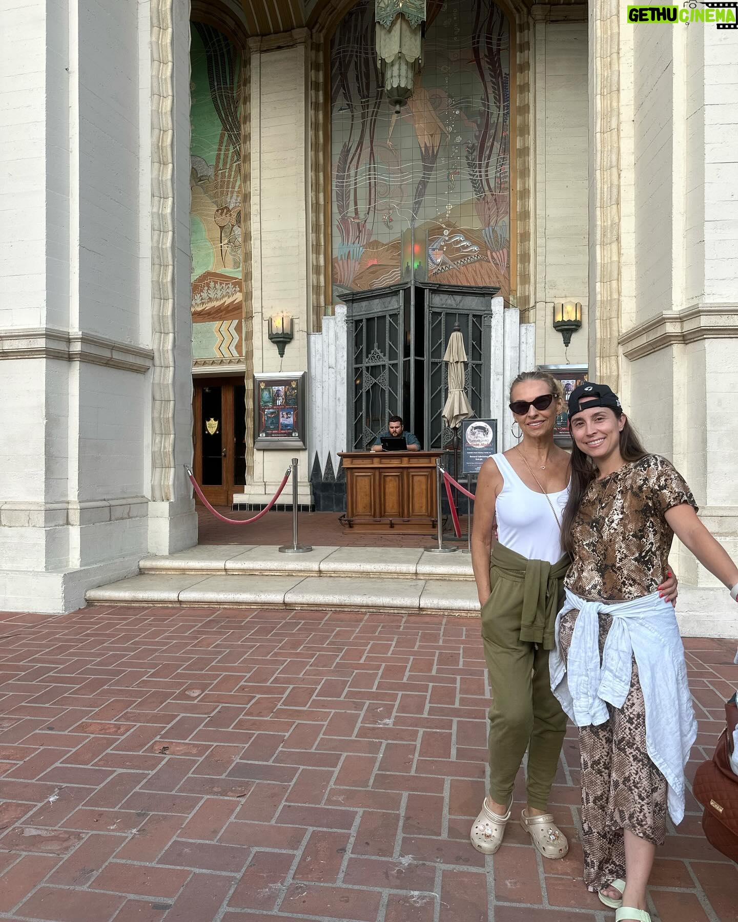 Zulay Henao - 3.6K Likes - Catalina Island is such a GEM! 💎
Con la Familia disfrutando este veranito tan rico🏝️💚