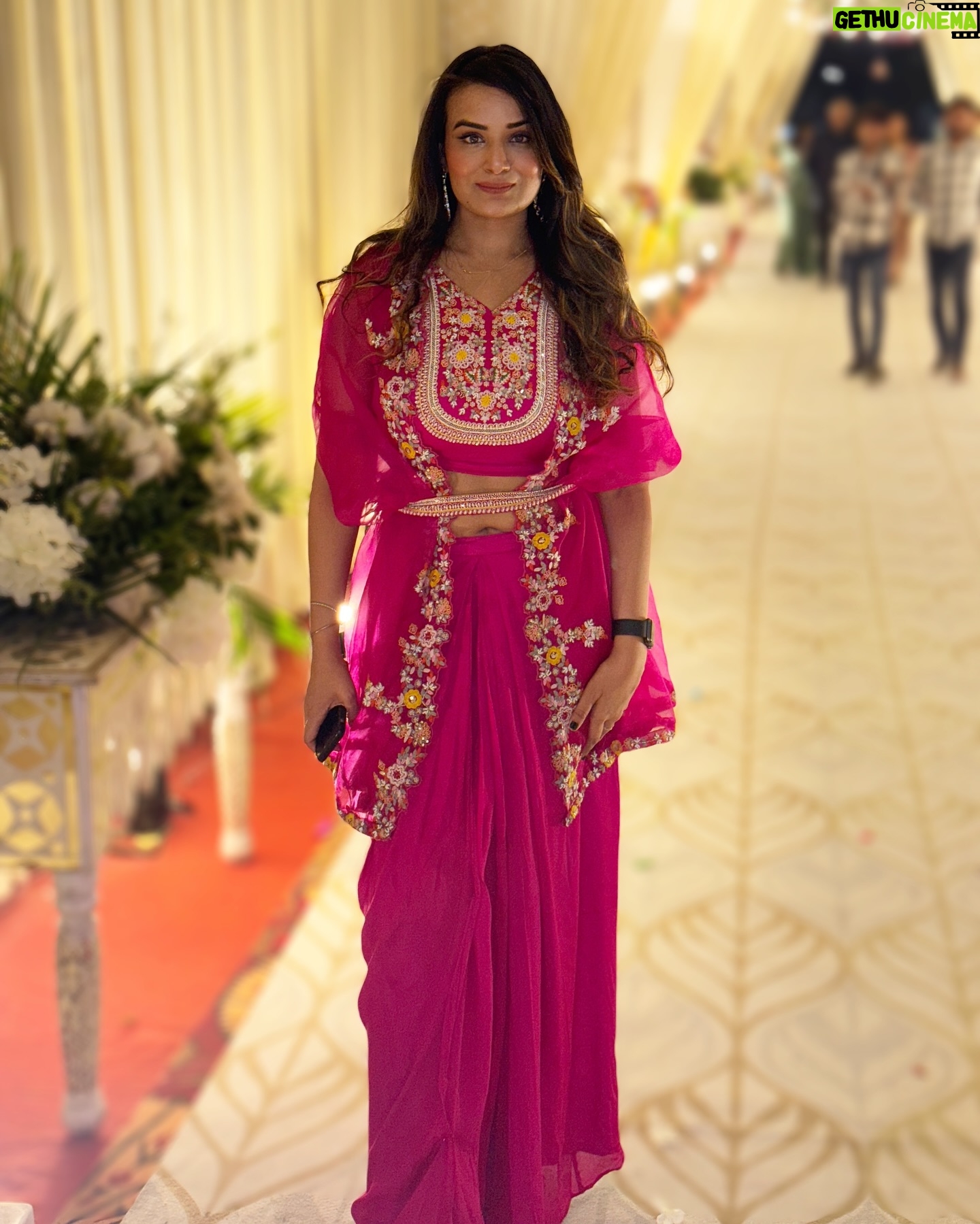 Aadita Jain - 3 Likes - A girl in pink who is ready to make it all sparked✨💖