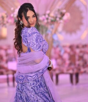 Aadita Jain Instagram - Bhai ki shadi ke din ka to post karna bhul gai- 21-10-2024 Kunal ki shadi ♥️

Yeh chamakti hui dress pehni thi maine😜♥️