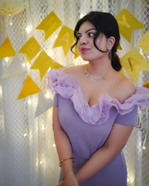 Aarya Maya Instagram - All about last night ✨✨🪩

Cake from @squareonetreats 

Dress by @myntra @iammyntra 

#mybirthday #birthdaypost #birthdayphotoshoot #purpledress #party #smile #love 
{my birthday, purple dress , photoshoot, party mode, princess , birthdy girl , explore }