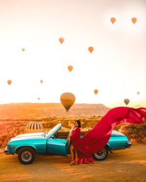 Aarya Maya Instagram - Waking up to the magic of Cappadocia—hot air balloons drifting above, dreams taking flight below.
📍Goreme , Cappadocia

#capadocia #mustdo #hotairballoon #reddress #photoshoot #travelphotoshoot #malayali