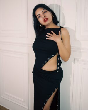 Aarya Maya Instagram - Own it in black ♠️

Wearing :J C Mode 
@gucci 

#blacklove #partylook #blackootd #fashionphotography #colab