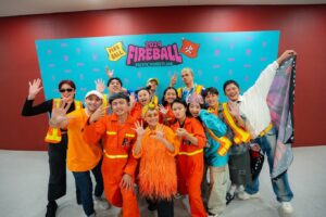 Abao Instagram - 謝謝火球祭太好玩了 @fireball_fest 🔥🔥
初次體驗出動13人舞動合唱團希望大家喜歡
有緣下次見面🫶🏽❤️🙏🔥🔥🔥🔥🔥🔥

【ABAO x 那屋瓦少女隊 x N2 】火球祭

那屋瓦少女隊：
Kivi ｜Makav真愛 ｜Dremedreman曾妮 

MC｜R.fu  @r.fu_cer 
鍵盤手｜Musa明馬丁  @musa_keys 
DJ ｜Sonia @sonia_calico 
開場編曲｜Sonia @sonia_calico 
造型｜Joey Lin  @chihchianglin 
化妝｜風繡絨（ABAO） @wind.feng 
攝影｜Navi @navimatulaian 
FOH｜劉詩偉 @treemen68 
助理｜ 謝翱 @ao__hsieh 

嘉賓N2 ｜
HengJones大亨 @hengjoneshunnid 
鬧張派 @nowchangpai  @cugagang.r 
Mulupas佳穎 @mulupas.lit 
Naau @naaueucna 
Ponay @ponayfancover 

#火球祭 #Fireballfest