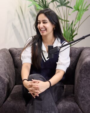 Aditi Singh Khatri Instagram - You should be proud of yourself 

For the way you’ve handled these past few months 

From the silent battles that you’ve fought through 

From the times you’ve fell but you still chose to get up 

YOU ARE A WARRIOR 💪❤️❤️❤️❤️❤️