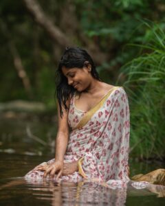 Aishwarya Vadivu Top 100 Instagram Photos and Posts
